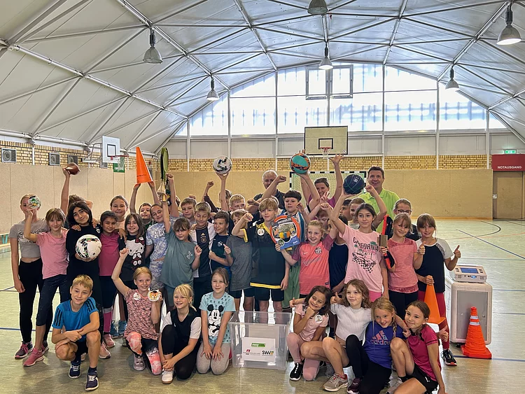 Unterstützung beim Kindersprint in der Thomas-Müntzer-Grundschule